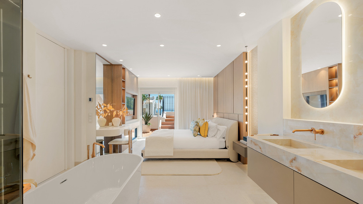 d15a7ca0aea9be125ab6b0ba6c93ae66 - 15