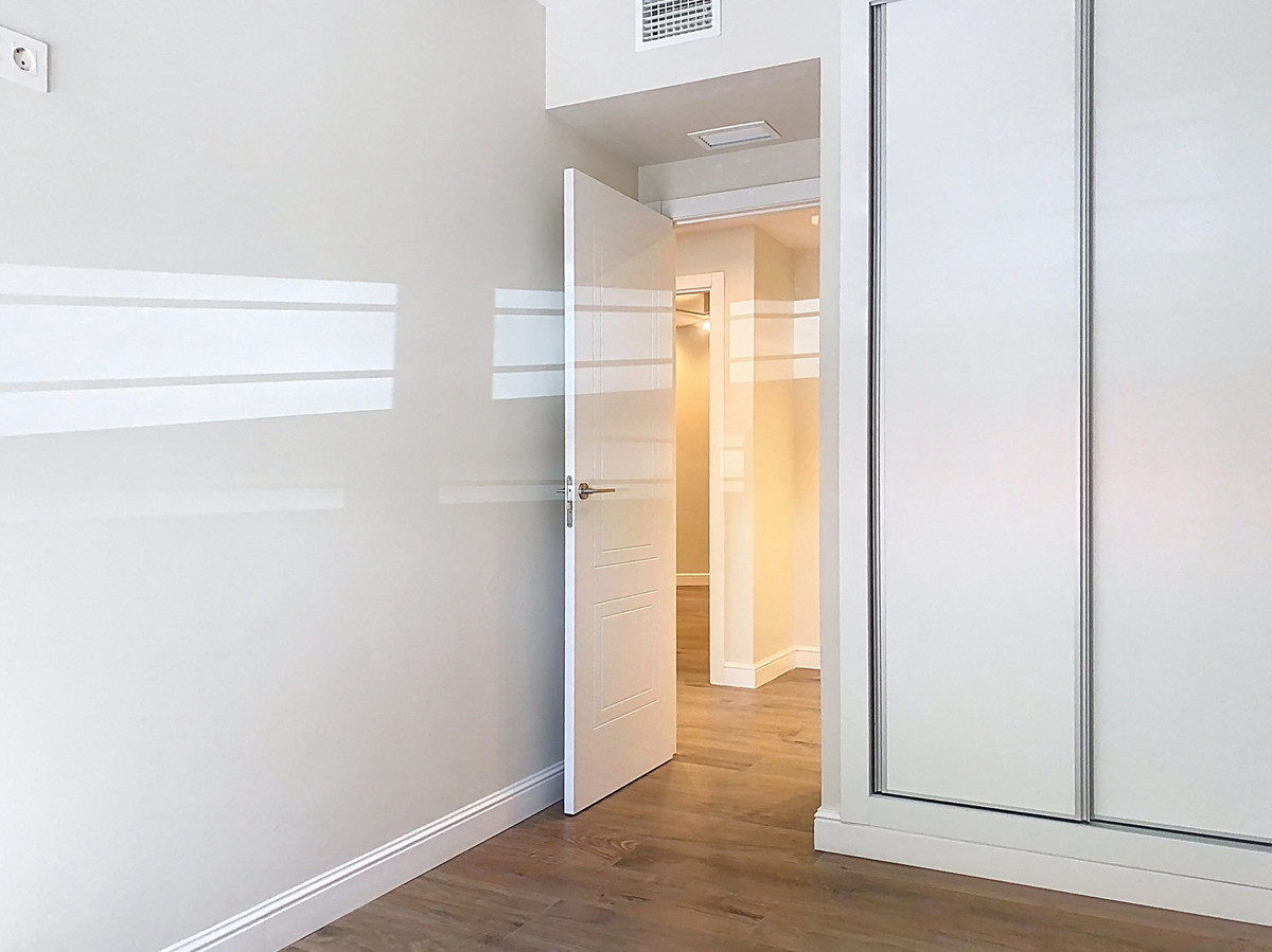 d1dac954ce678ba194ff381fdd3c51b8 - 23