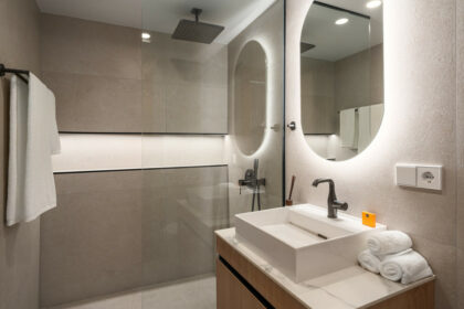 d1e194390b3df73eca944f2f0ac89a68 - 13