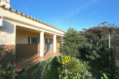 d1eb5e8bdf2c1aaac7c76b5e1336ac14 - 43