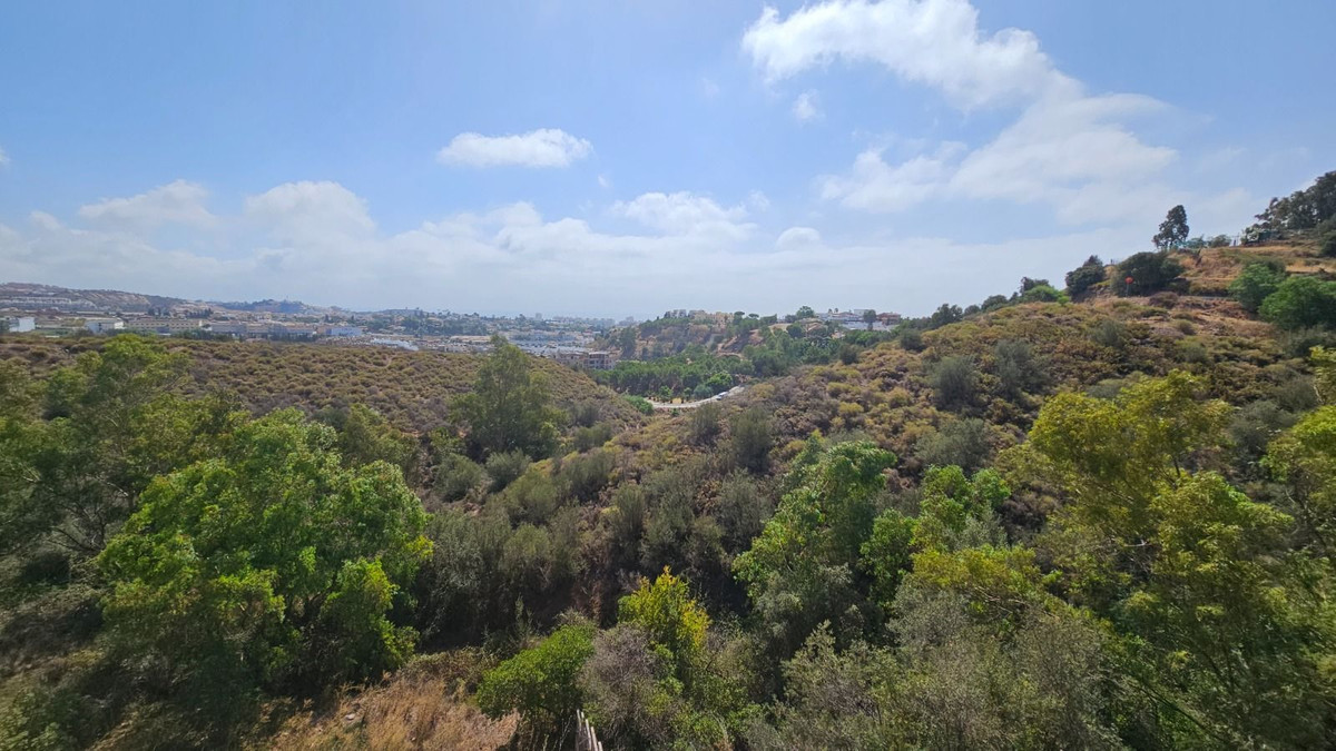 d213f94aeb6754577d727100ba0e39c0 - 71