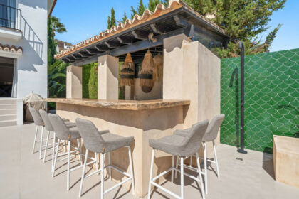 d2173a3f97e40e425c0b32d736c84227 - 8