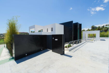 d26436a5fa0f39f7155549119f160899 - 32