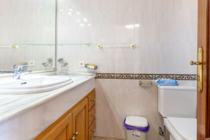 d28a136acd6bb37149c2673dec1dbba7 - 10