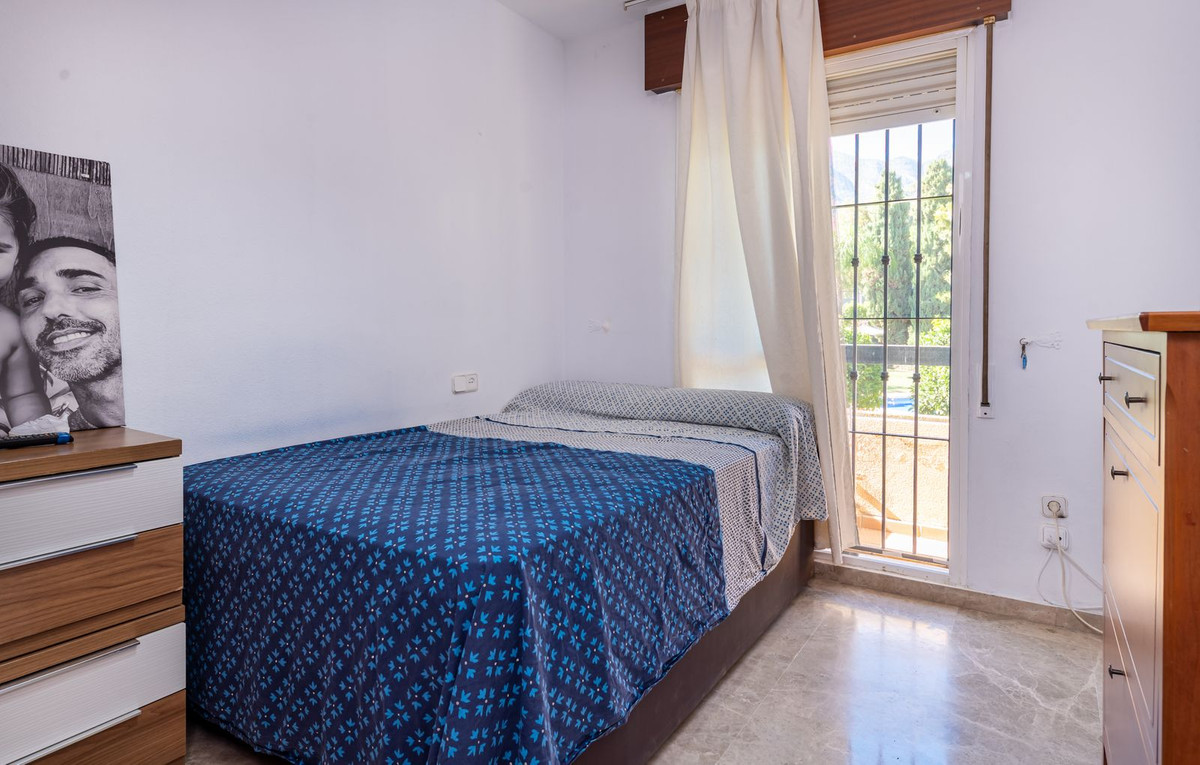 d28a136acd6bb37149c2673dec1dbba7 - 13