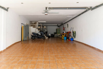 d28a136acd6bb37149c2673dec1dbba7 - 21