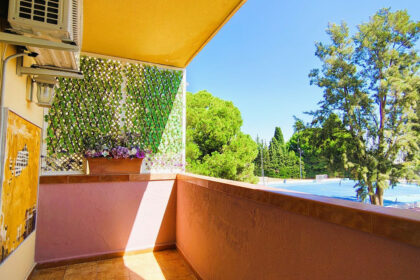 d2a638316bea4b3cb49e2cce41e23055 - 18