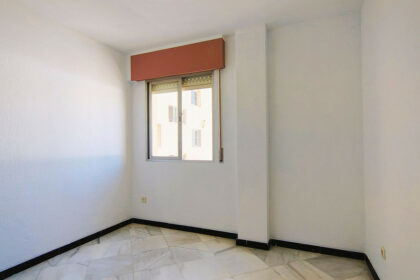 d2a638316bea4b3cb49e2cce41e23055 - 28