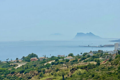 d2ac2bbbf569f1c13f252bee95982ce5 - 17