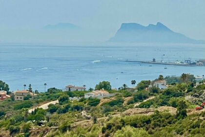 d2ac2bbbf569f1c13f252bee95982ce5 - 2