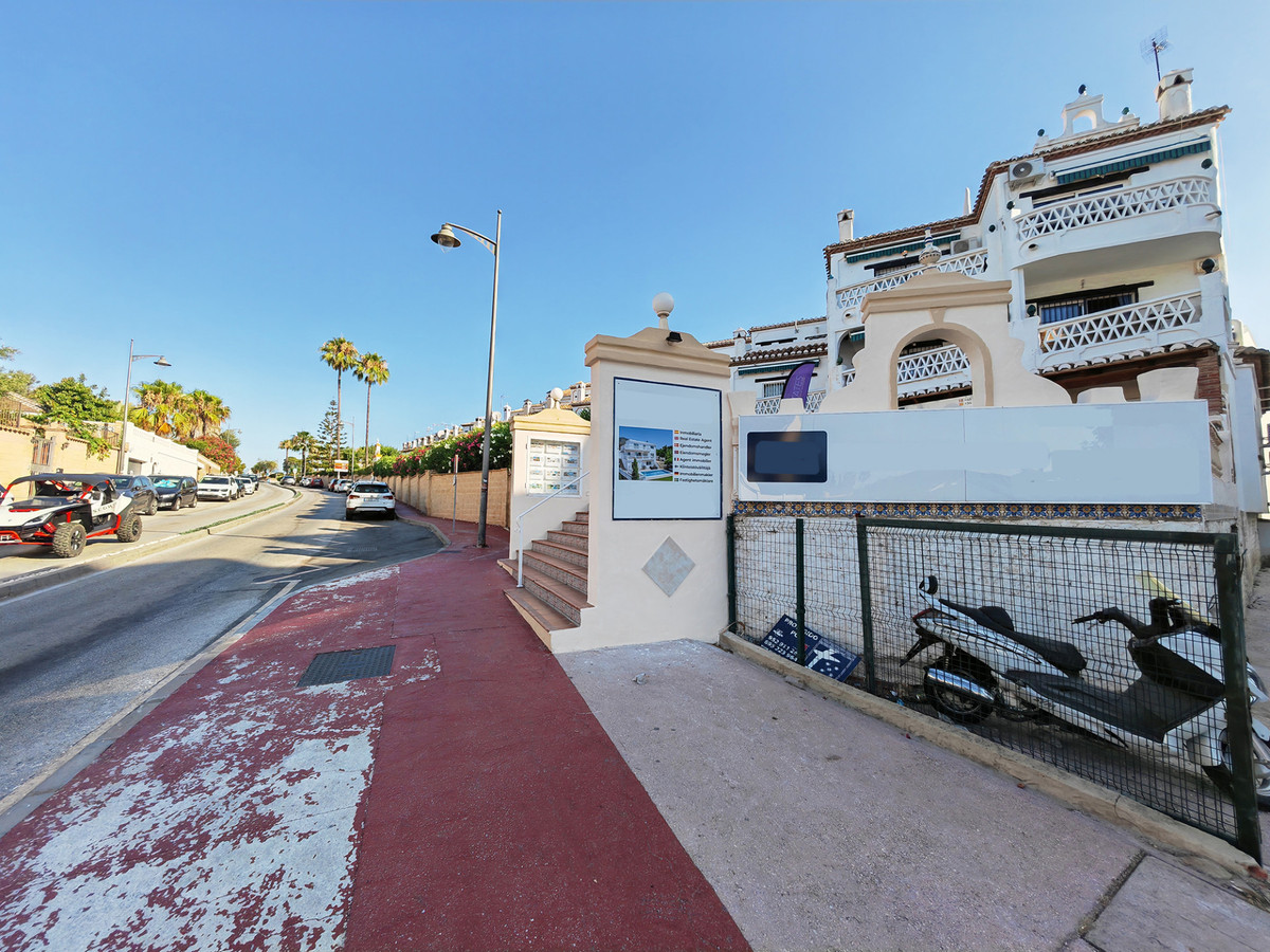 d2ca23e482532806b0014f308955bf60 - 11