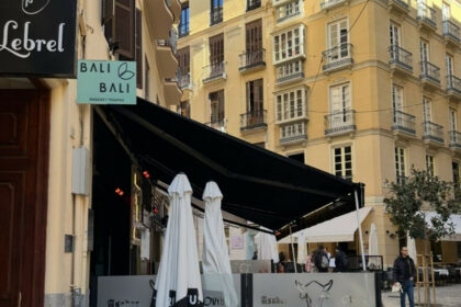 d2e4f672483301fb3a41882acc71e66f - 11