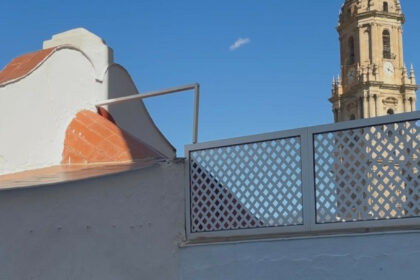 d2e4f672483301fb3a41882acc71e66f - 4