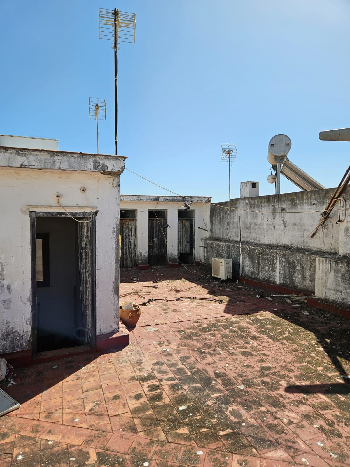 d4a087448f03d092c517ad0282d7eb15 - 21