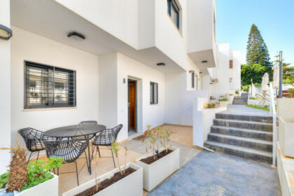 d5fbb901eb2838d51d88e6a6ab3757cb - 12