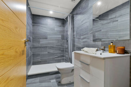 d5fbb901eb2838d51d88e6a6ab3757cb - 33