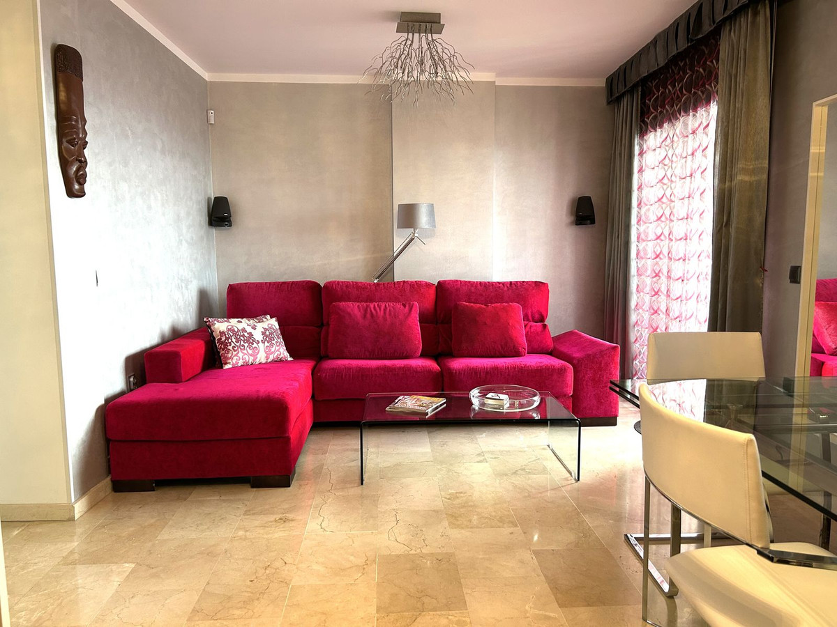 d66ee97874d341c76ca5719482e77eef - 12