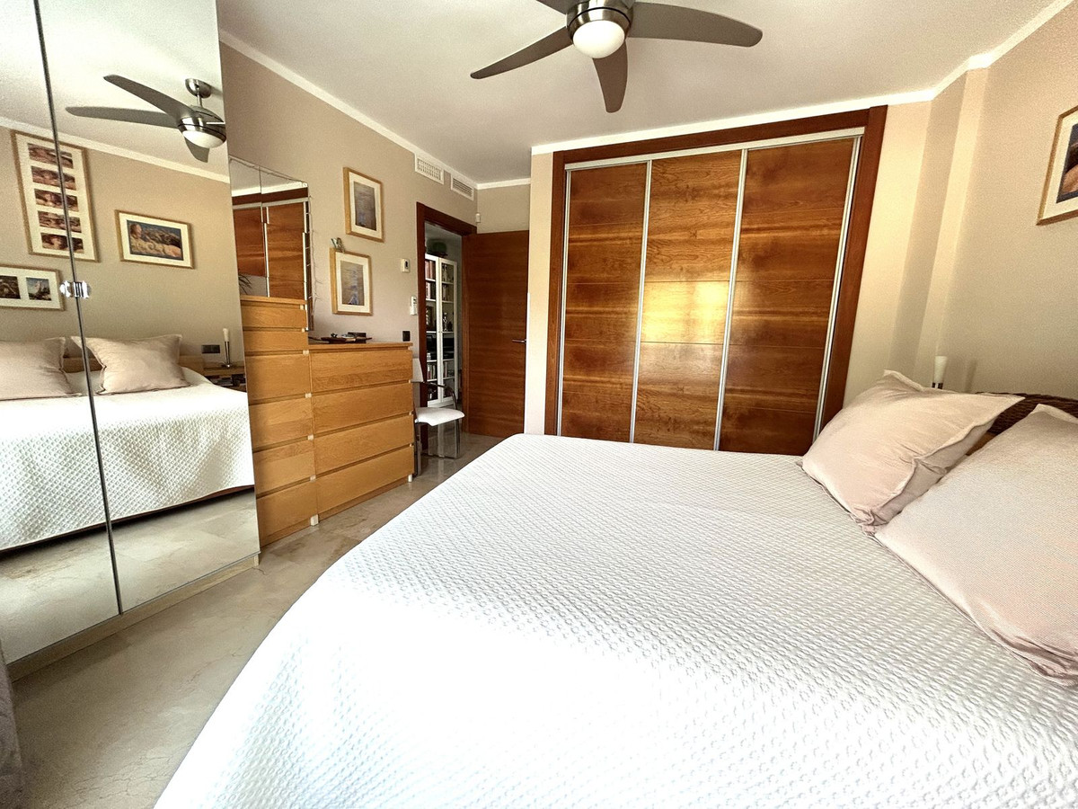 d66ee97874d341c76ca5719482e77eef - 16