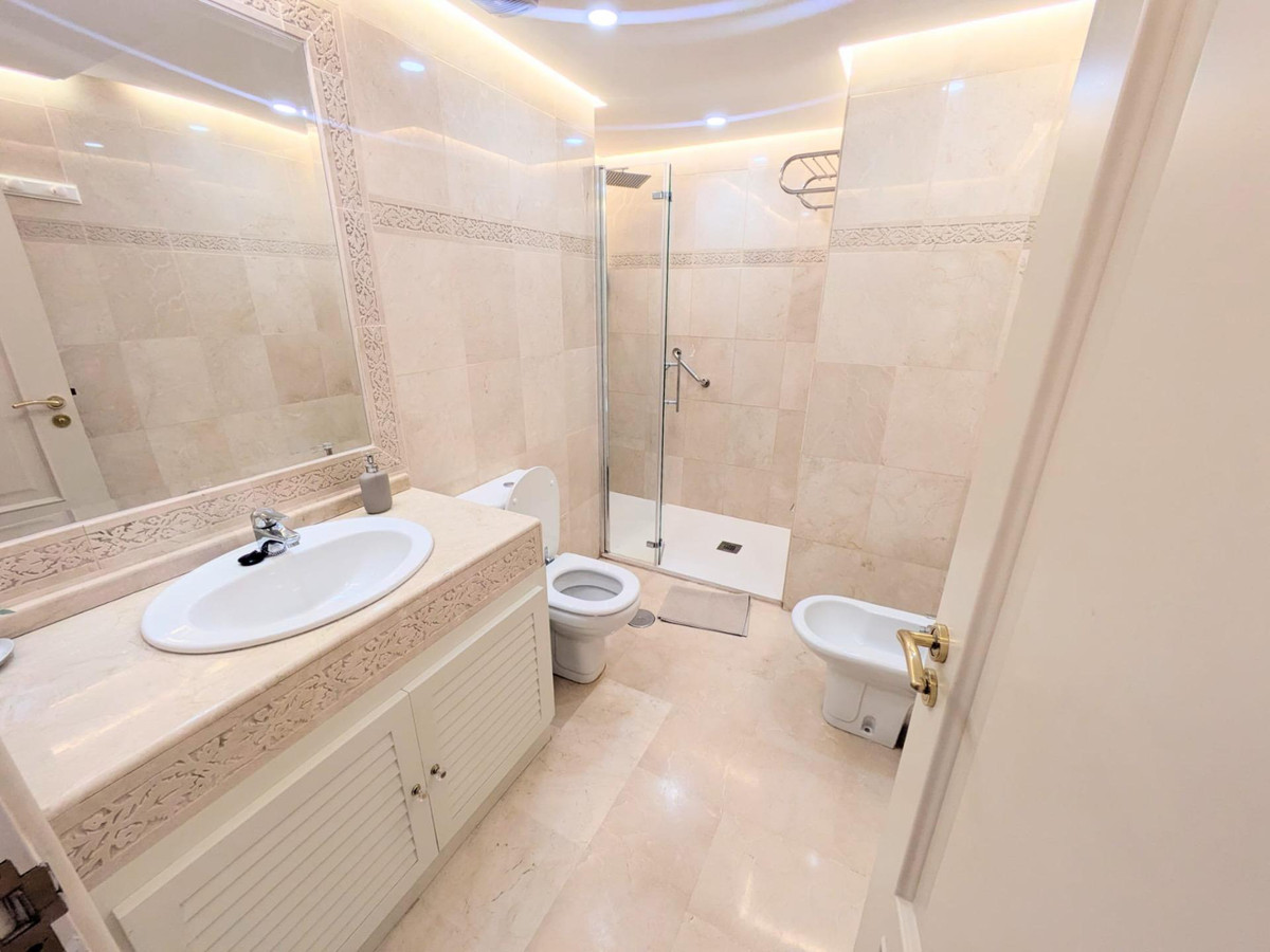 d68afa048bd71f91057f908873f5ef64 - 14