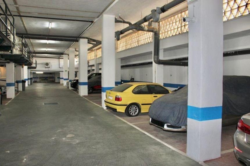 d68afa048bd71f91057f908873f5ef64 - 24