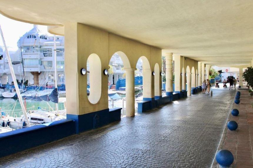 d68afa048bd71f91057f908873f5ef64 - 25