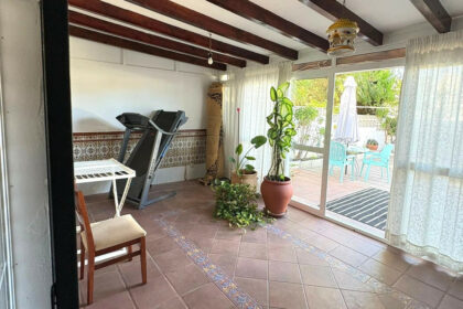 d79393a82b8df235f9c55701347edeba - 13