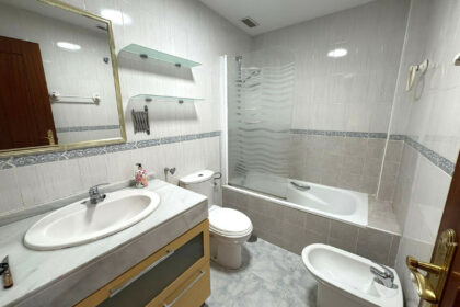 d79393a82b8df235f9c55701347edeba - 27