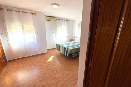 d79393a82b8df235f9c55701347edeba - 33