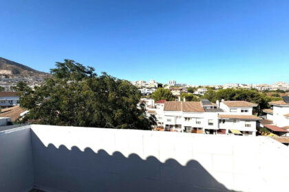 d79393a82b8df235f9c55701347edeba - 42