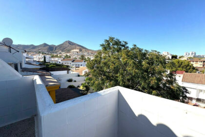 d79393a82b8df235f9c55701347edeba - 46