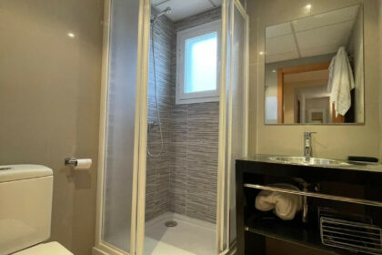 d79bc7f7074d100b1ab87e84f32b9e31 - 6