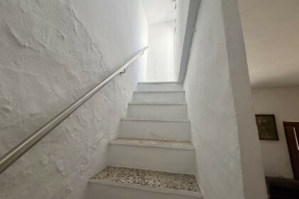 d79ee9aa14000f1dd2db85d70cb04cd9 - 17