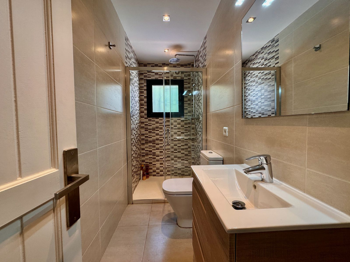 d80c9dbdbabbd0f62a9404344e2ef955 - 10