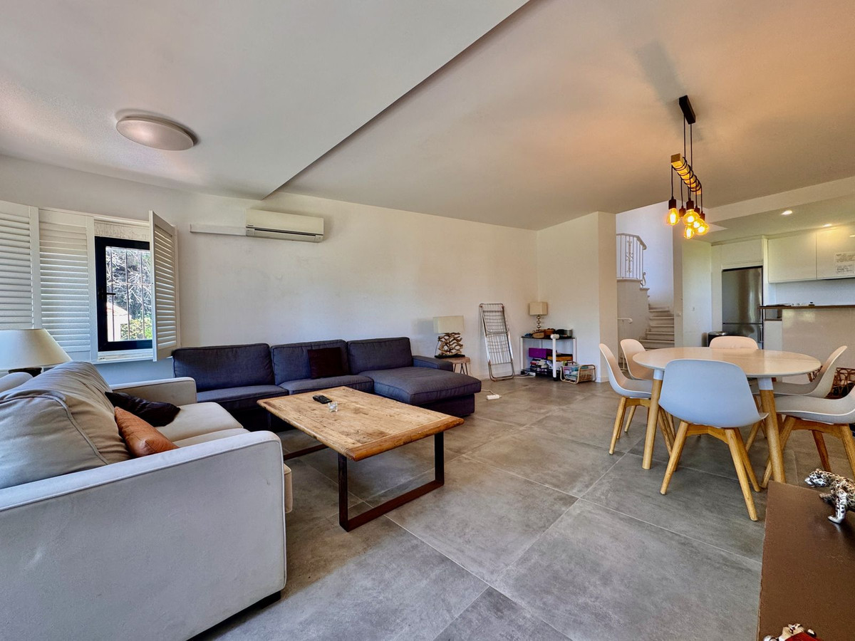 d80c9dbdbabbd0f62a9404344e2ef955 - 3