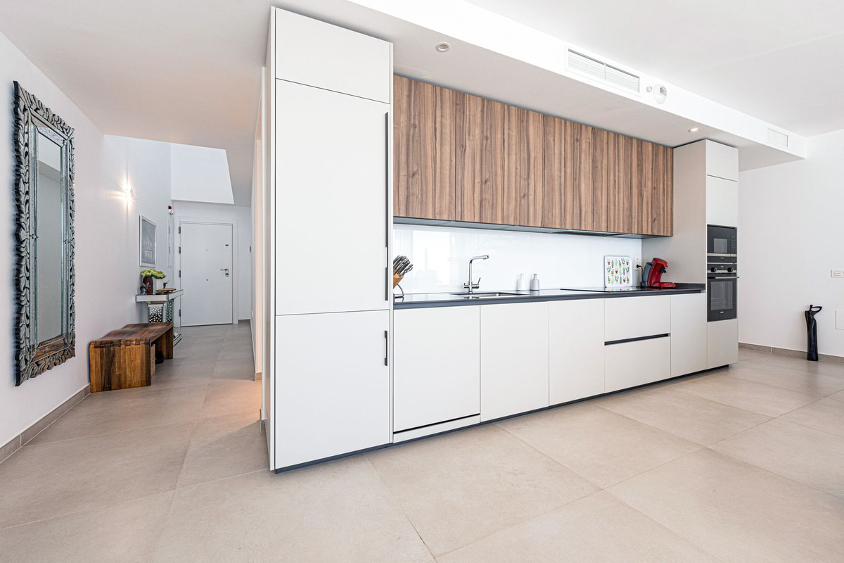 d880808dc3433423ae7d999f4b1e63b6 - 3