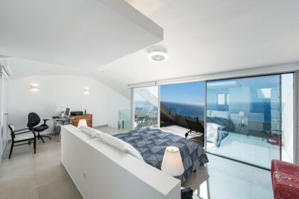 d880808dc3433423ae7d999f4b1e63b6 - 31