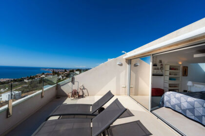 d880808dc3433423ae7d999f4b1e63b6 - 5