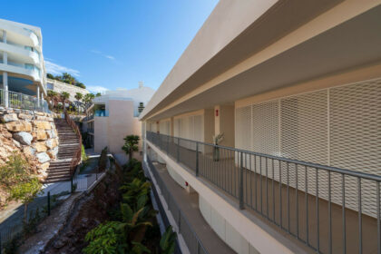 d880808dc3433423ae7d999f4b1e63b6 - 68