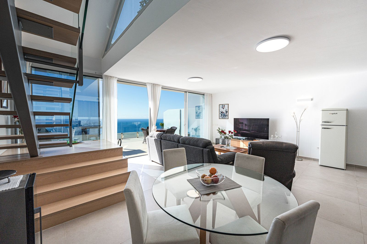 d880808dc3433423ae7d999f4b1e63b6 - 9