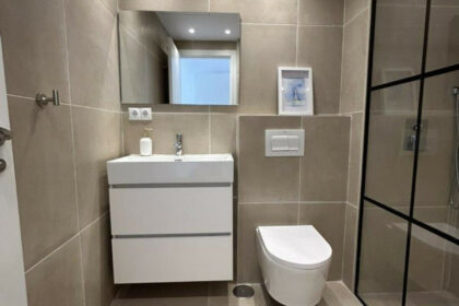 d90dfa568df731bf3137342f62b8c721 - 18