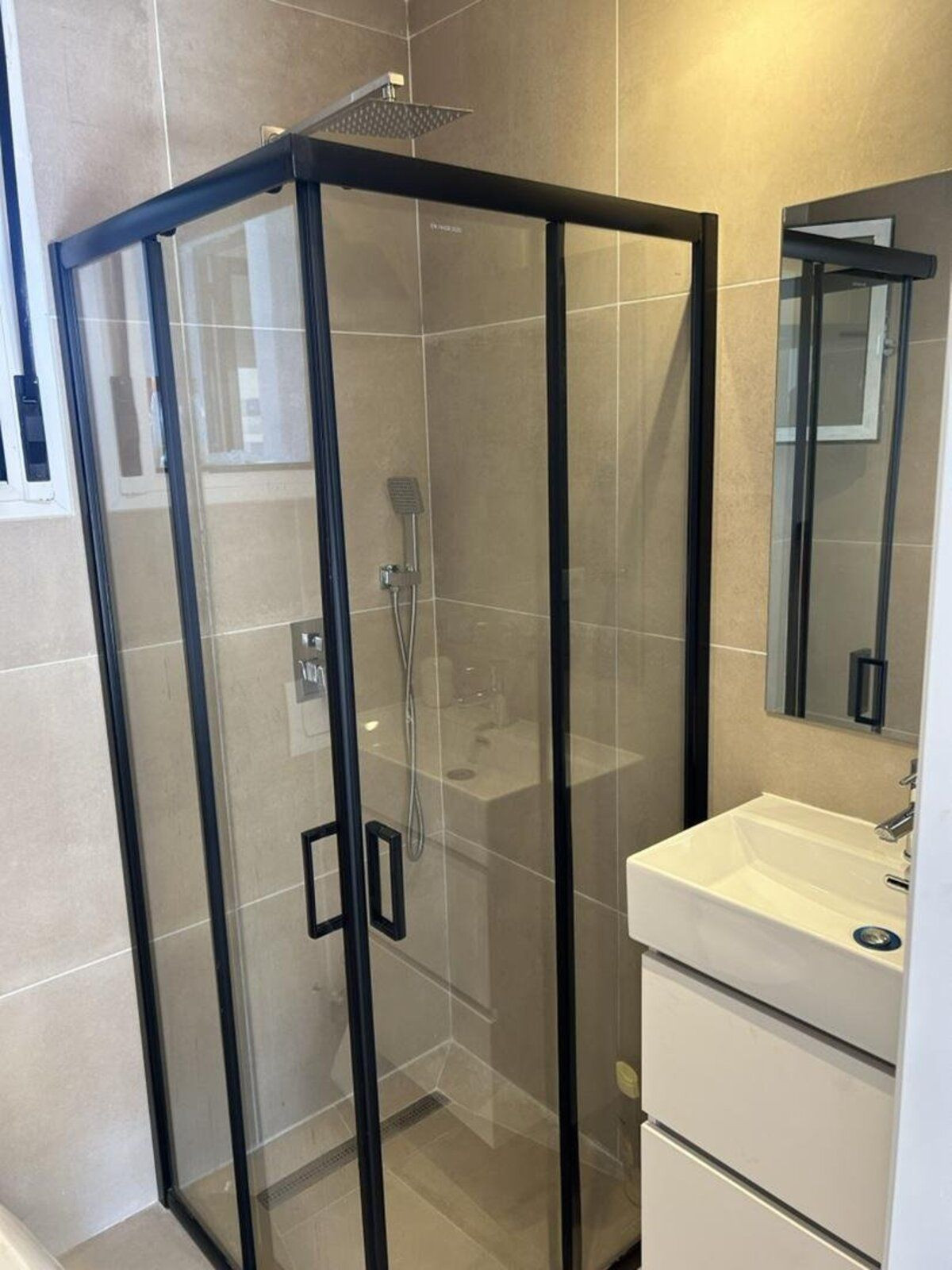 d90dfa568df731bf3137342f62b8c721 - 20