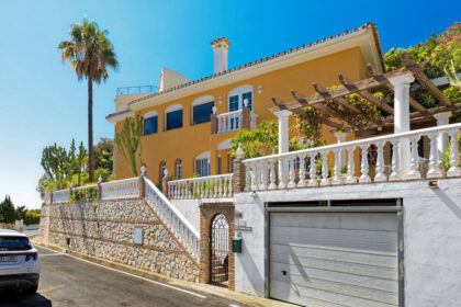 d92082aeba4b3db92f0f3622cf4a9cd2 - 1