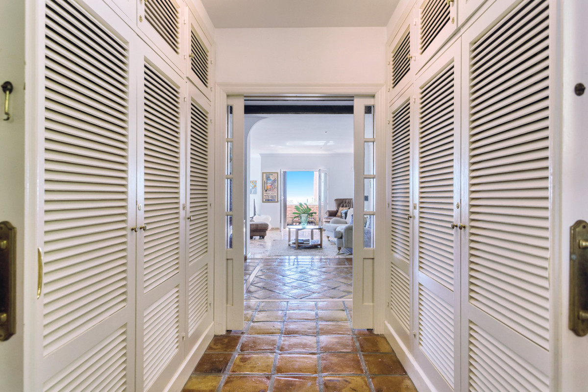 d92082aeba4b3db92f0f3622cf4a9cd2 - 26