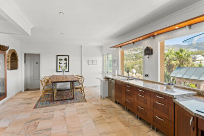 d92082aeba4b3db92f0f3622cf4a9cd2 - 34