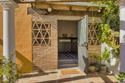 d92082aeba4b3db92f0f3622cf4a9cd2 - 47