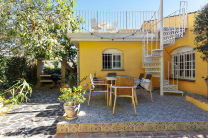 d92082aeba4b3db92f0f3622cf4a9cd2 - 7