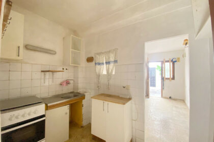 d9b6cf9554932fe79e7daa9e06a187c5 - 24