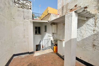 d9b6cf9554932fe79e7daa9e06a187c5 - 27