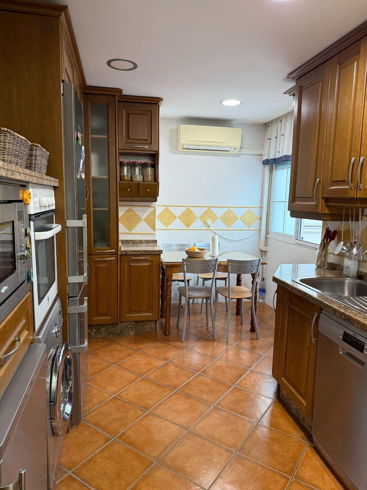 d9c0fd9b5b4c9ea2f24fa457f675b68a - 21