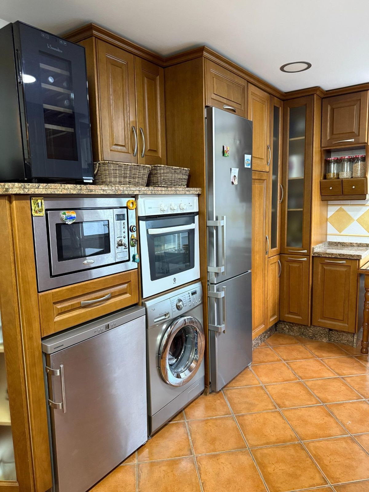 d9c0fd9b5b4c9ea2f24fa457f675b68a - 23